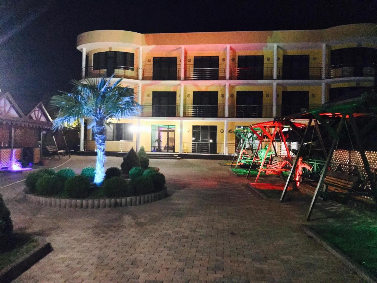 Hotel Danelyan Pitsunda Dış mekan fotoğraf